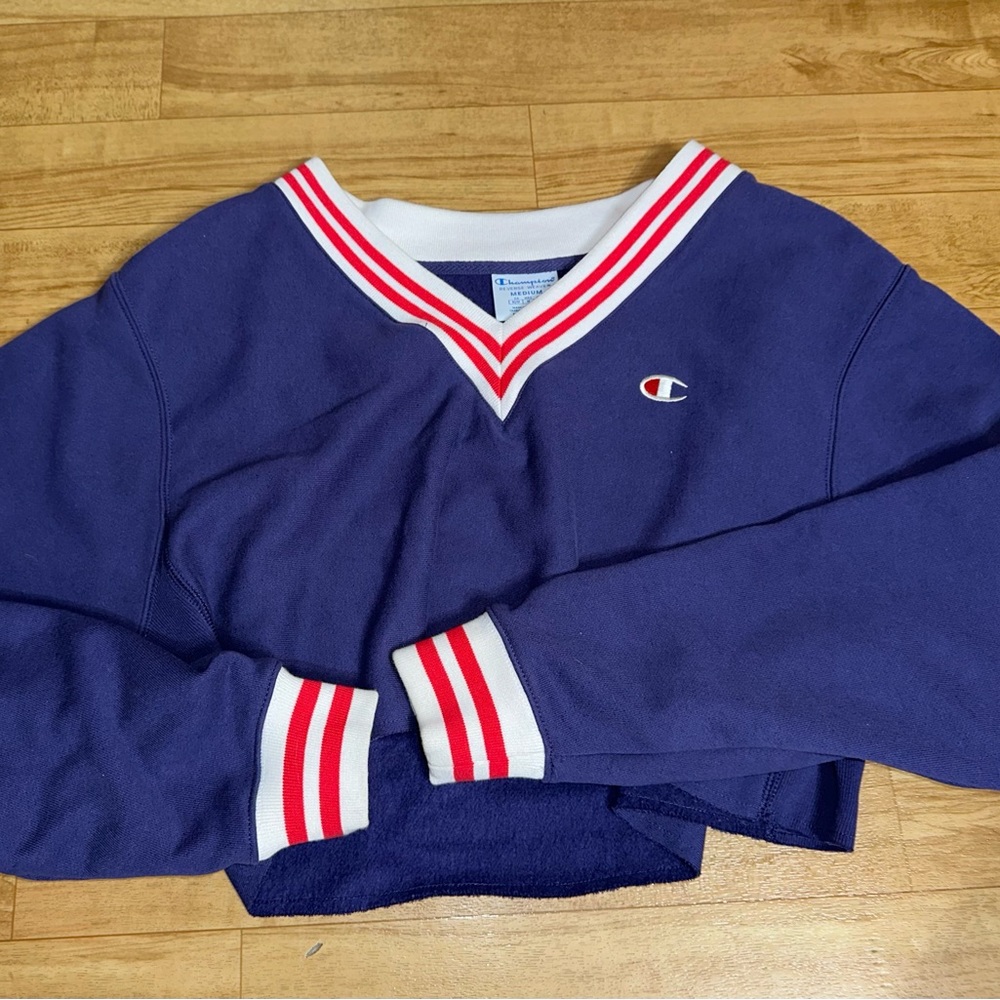 Cropped Champion Sweatshirt